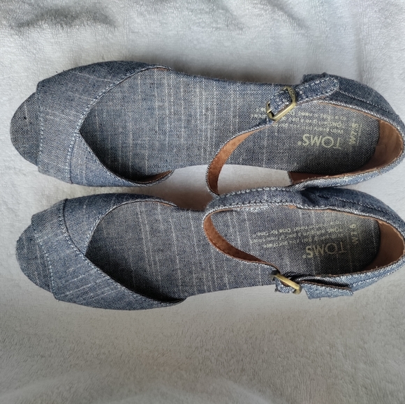 Toms | Chambray Blue Cork Wedge Buckle Platform Sandals Womens Size 7.5 - Picture 4 of 16